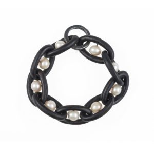 Oval Ebony Chain and Pearls Bracelet Bracelets