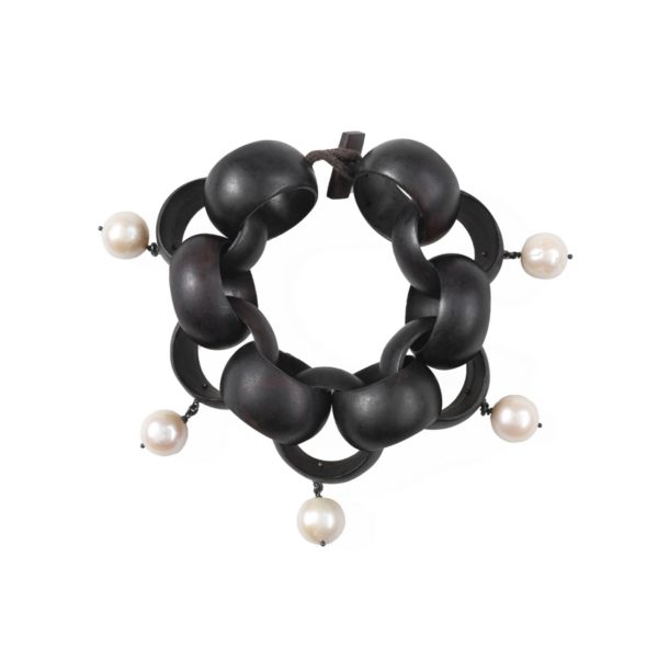 Wide Ebony Chain and Pearls Bracelet