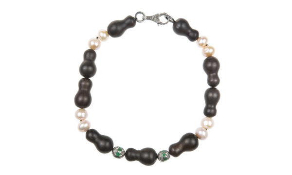 Ebony Pearls and Emeralds necklace